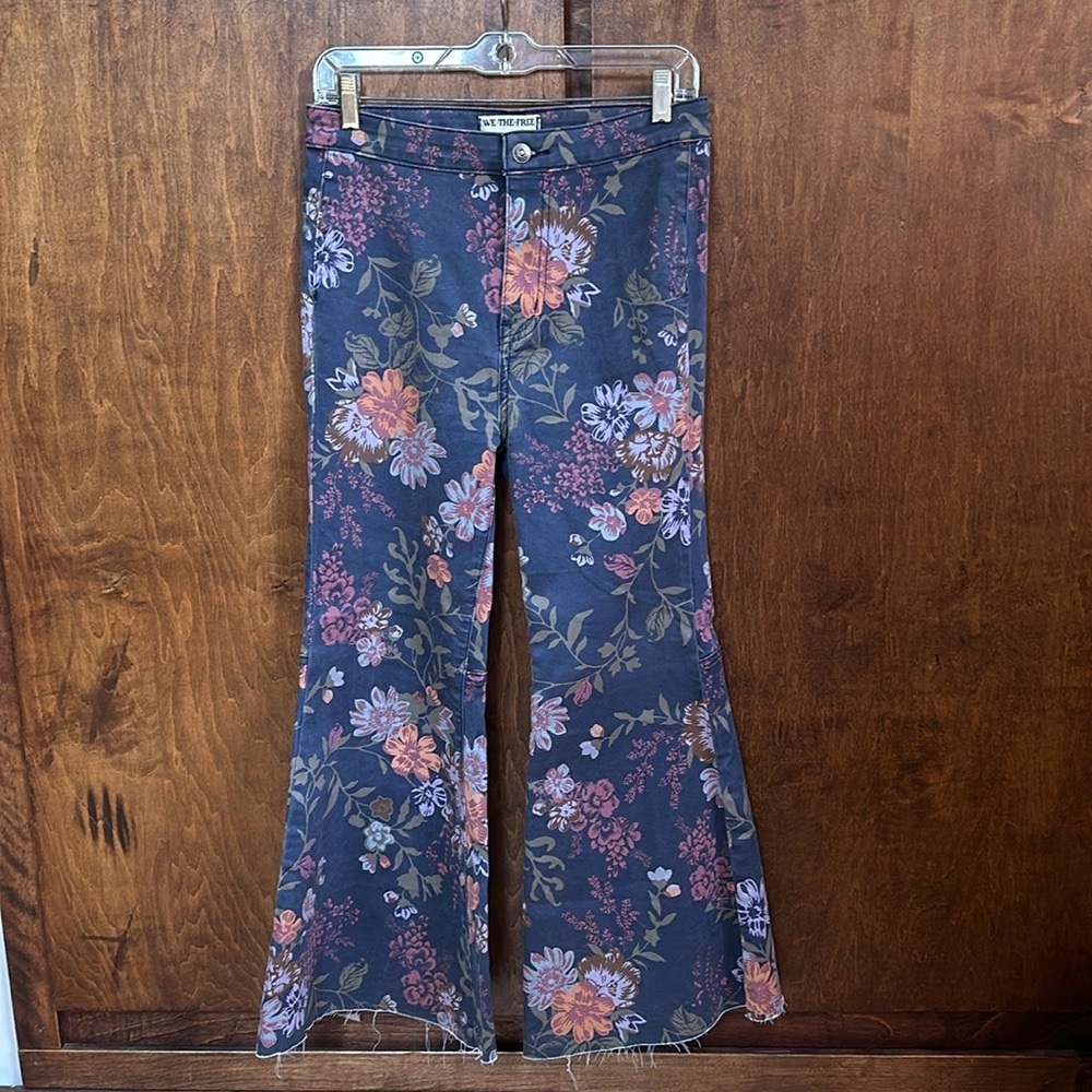 We The Free cropped flared jeans - like new